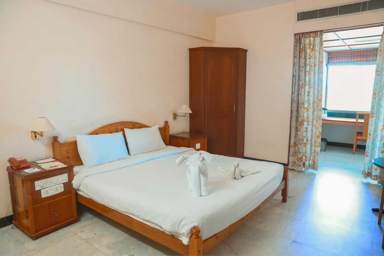 Bell Hotel Sivakāsi Esterno foto