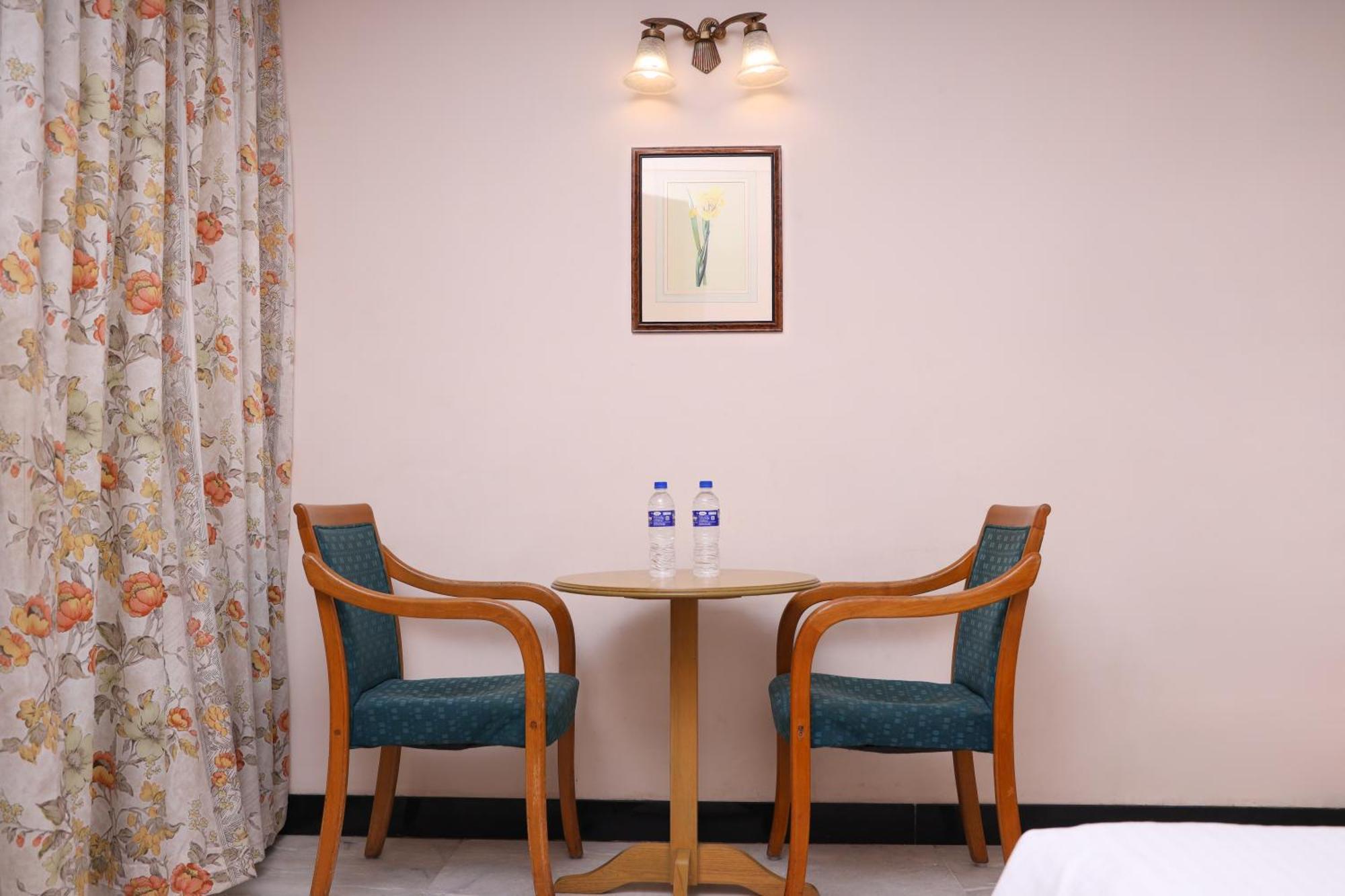 Bell Hotel Sivakāsi Esterno foto