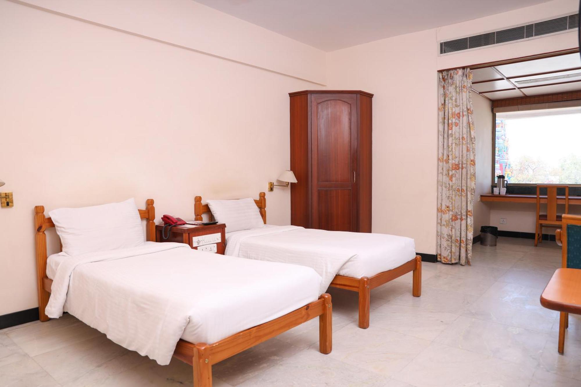 Bell Hotel Sivakāsi Esterno foto