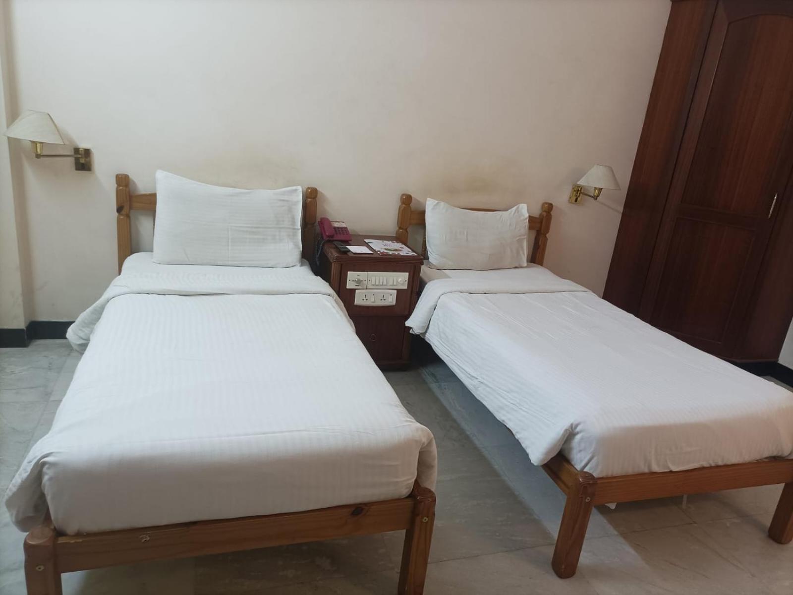 Bell Hotel Sivakāsi Esterno foto