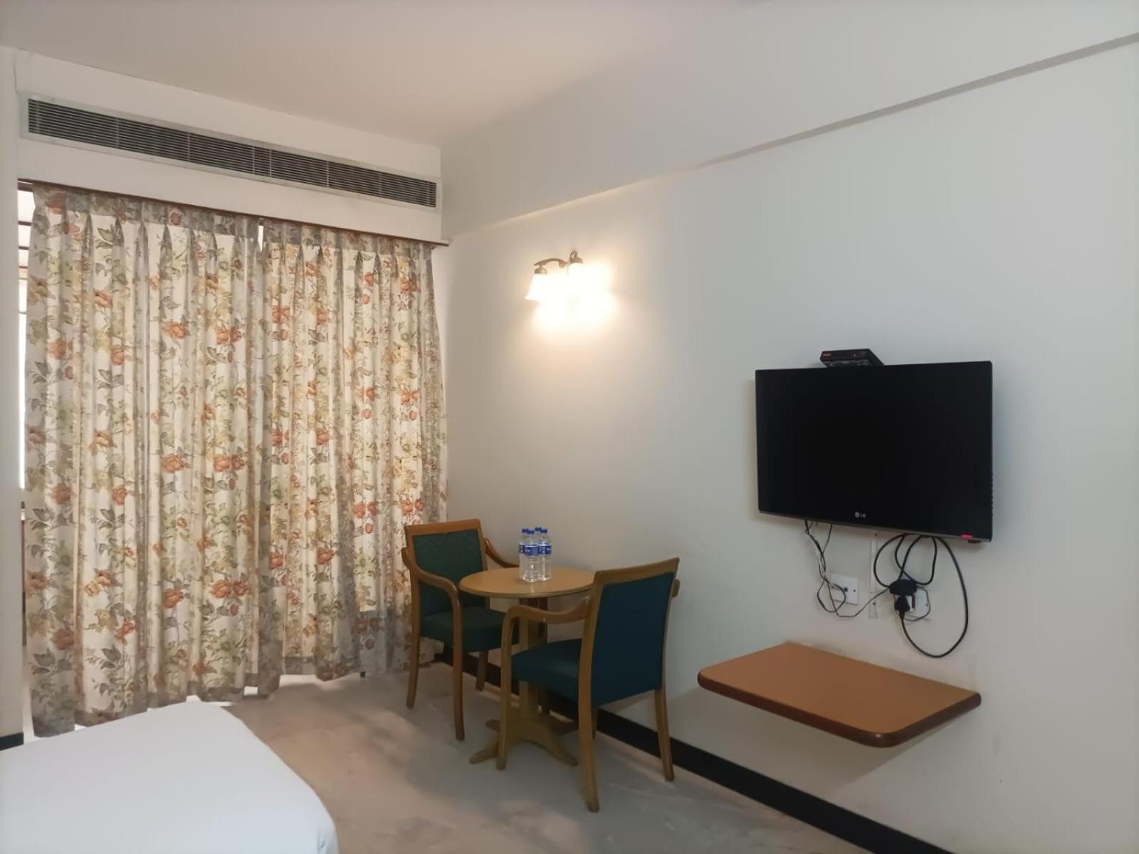 Bell Hotel Sivakāsi Esterno foto
